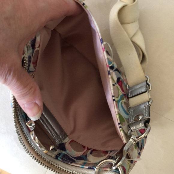 Coach logo handbag - Picture 5 of 9